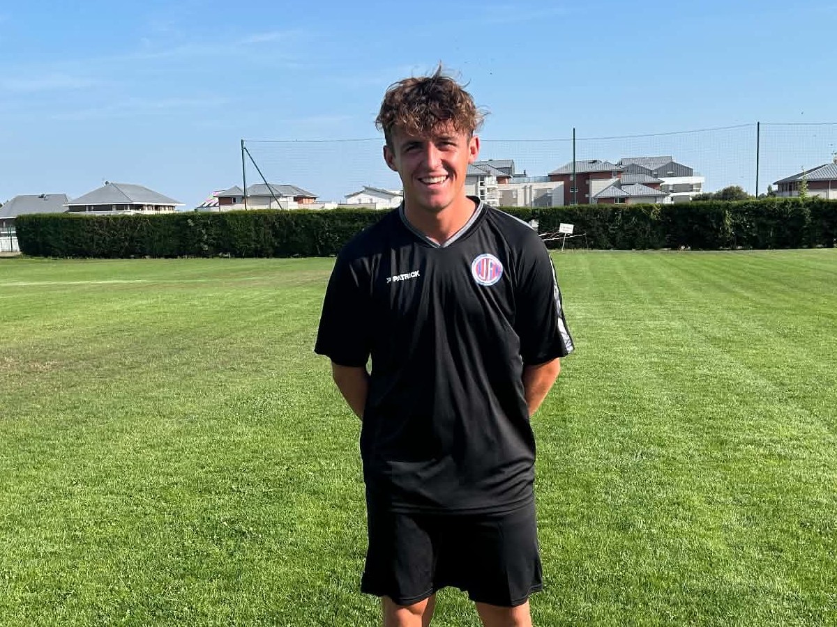 Théo TREDAN en tenue du CJF Football Saint-Malo